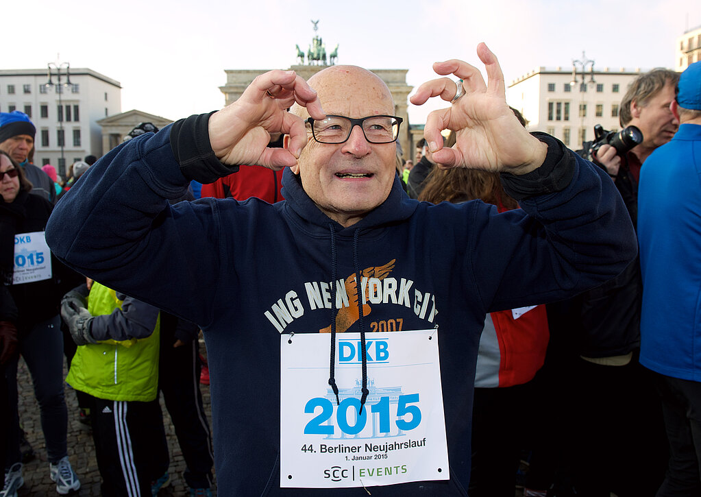 Oscar-Preisträger Volker Schlöndorff beim Neujahrslauf 2015 © SCC EVENTS / camera4